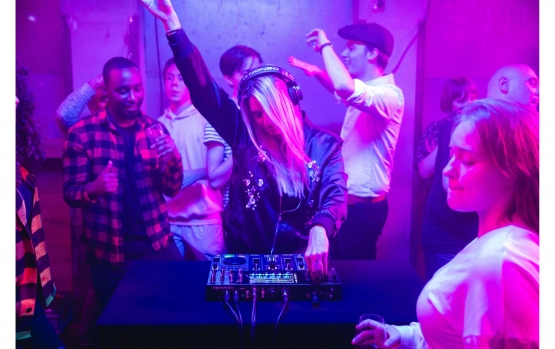 Denon DJ PRIME GO - Verfügbarkeit anfragen