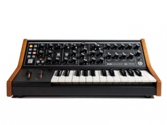 Moog Subsequent 25 - Paraphonic Synthesizer