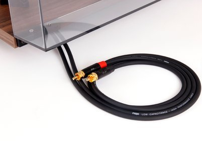 Rega Planar 2 SE Walnut Swiss Edition, Bundle - Set verfügbar