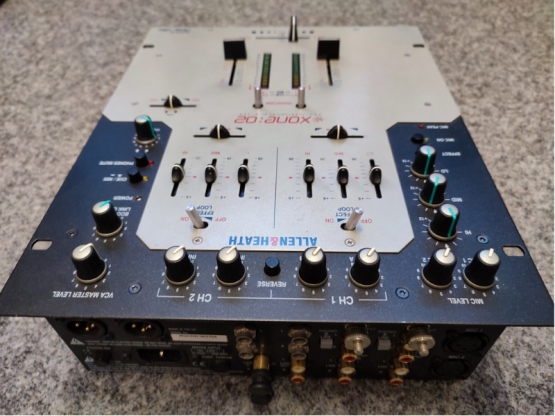 2nd Hand: Allen & Heath Xone:02