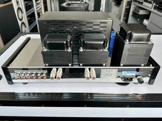 2nd Hand: Jadis Orchestra SchwarzSilber Röhren Vollverstärker