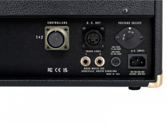 Moog MODEL 10 - Modular Synthesizer