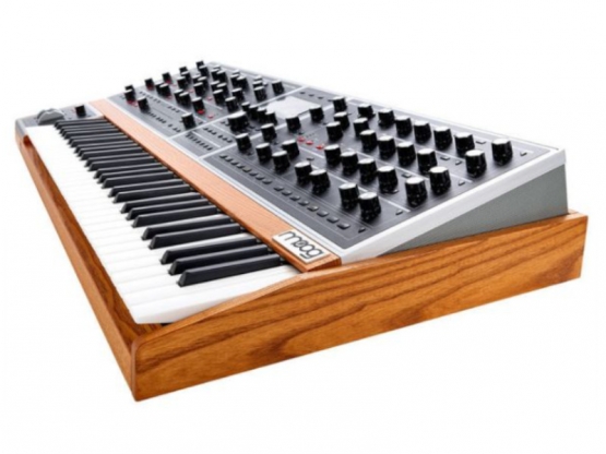 Moog One 16
