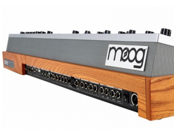 Moog One 16