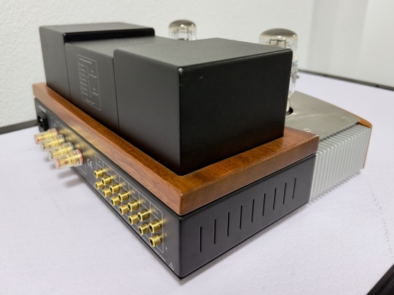 2nd Hand: Unison Research Preludio, Class A Röhrenvollverstärker - Verfügbar