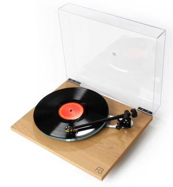 Rega Planar 3 Plattenspieler + Rega Exact Tonabnehmer, Eiche hell - Verfügbar