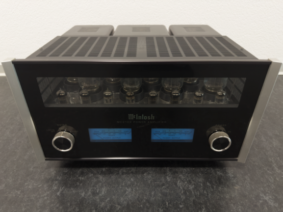2nd Hand: McIntosh MC2102