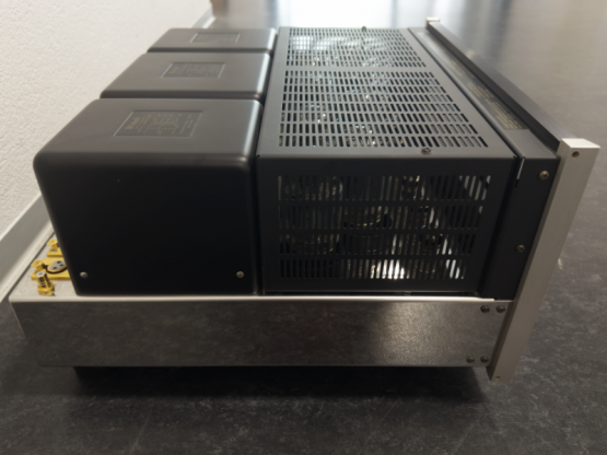 2nd Hand: McIntosh MC2102