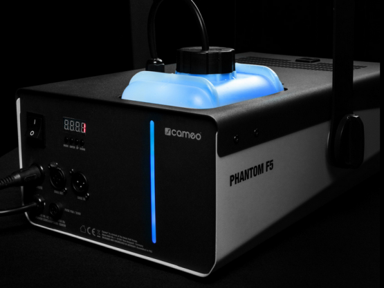 Cameo PHANTOM F5 Nebelmschine mit Tankbeleuchtung - Verfügbar