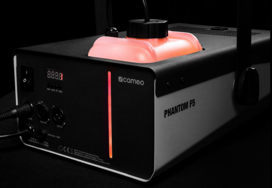 Cameo PHANTOM F5 Nebelmschine mit Tankbeleuchtung - Verfügbar