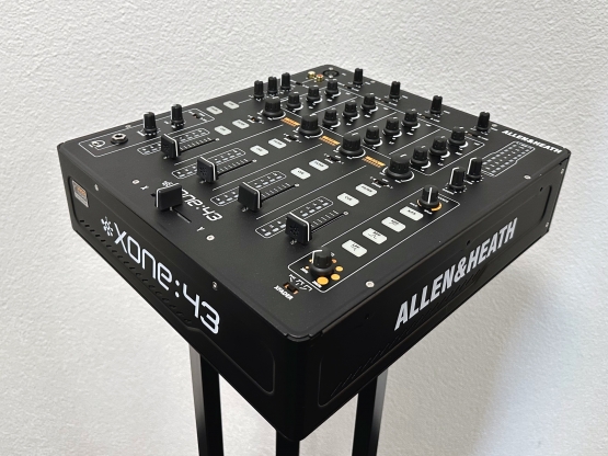 2nd Hand: Allen & Heath XONE:43