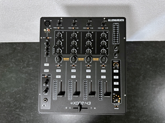 2nd Hand: Allen & Heath XONE:43