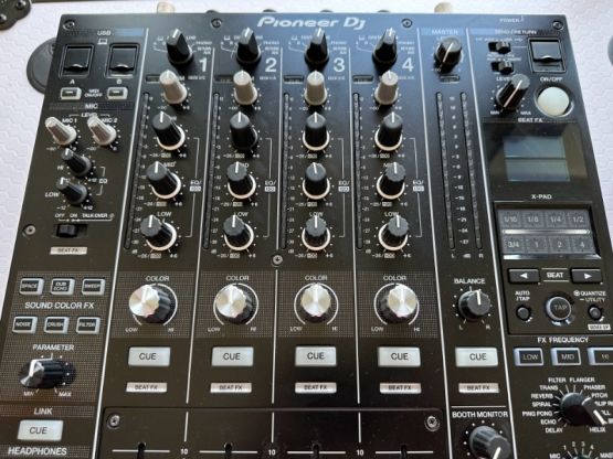 2nd Hand: Pioneer DJ DJM-900NXS2