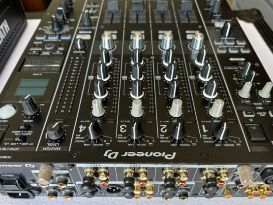 2nd Hand: Pioneer DJ DJM-900NXS2