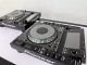 2nd Hand: Pioneer CDJ-2000Nexus + 2x Fligtcases, Set verfügbar